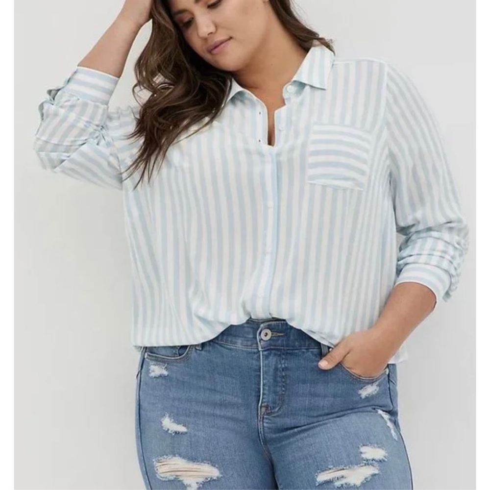 Torrid Lizzie rayon Crepe Button-Up Long Sleeve Shirt Striped